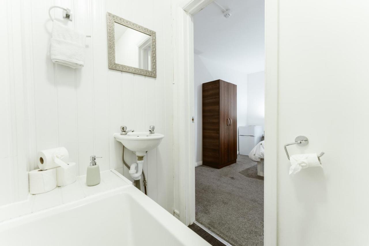 Whitechapel En-Suite Beds To Stay Лондон Екстериор снимка