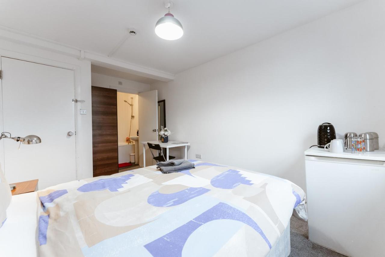 Whitechapel En-Suite Beds To Stay Лондон Екстериор снимка