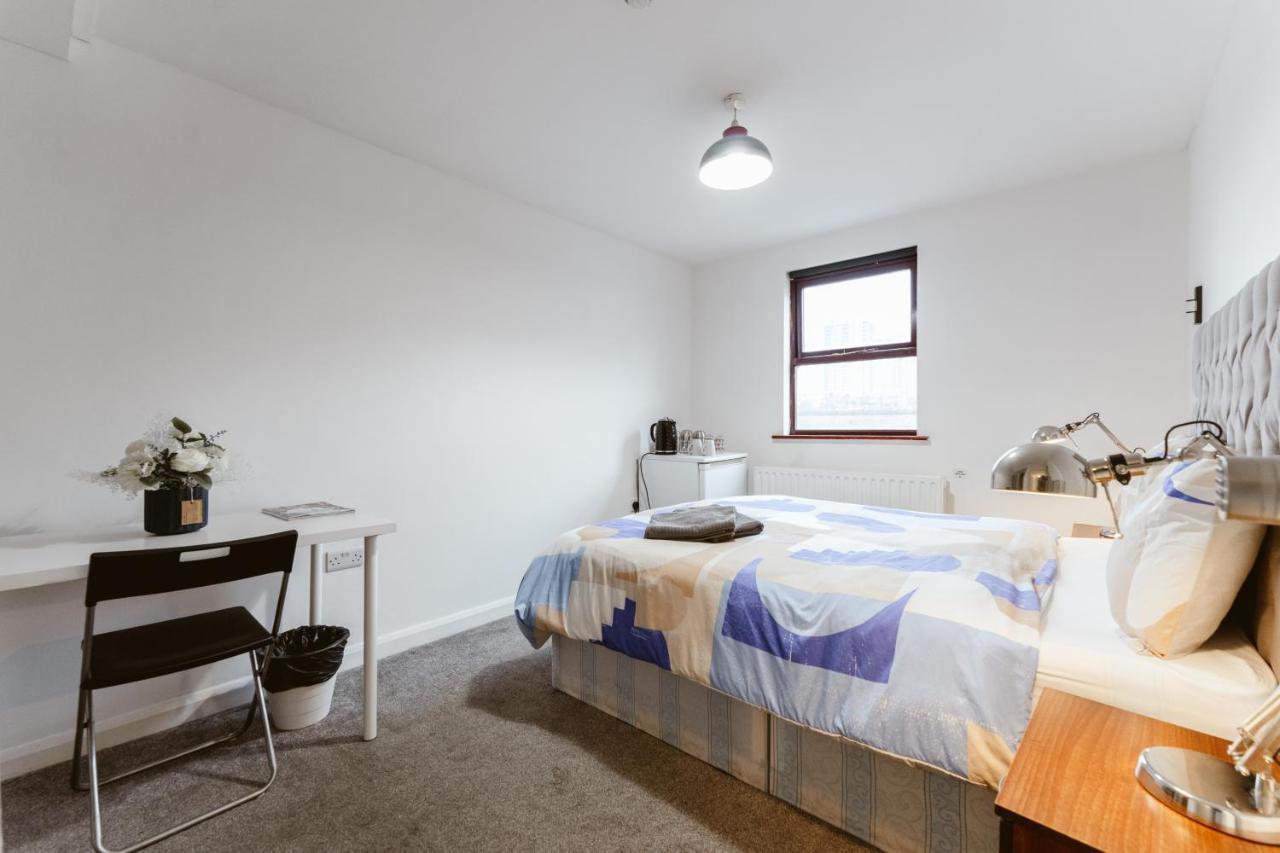 Whitechapel En-Suite Beds To Stay Лондон Екстериор снимка